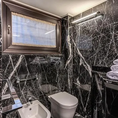 Domus Mondrian Apartman *
